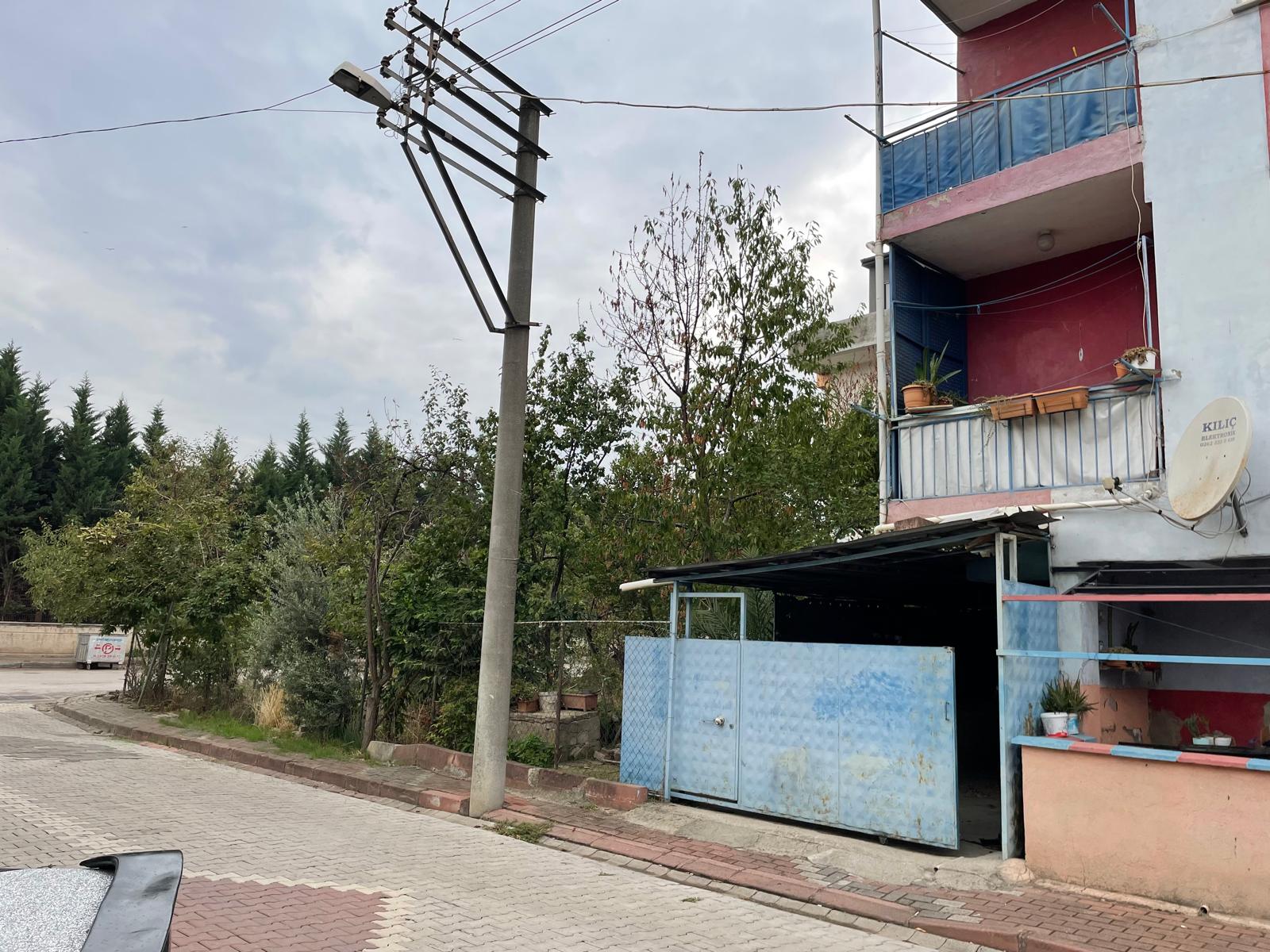 GEBMASTER' dan SANAYİ VE TİCARETİN KALBİNDE 3 KAT İMARLI T3 ARSA