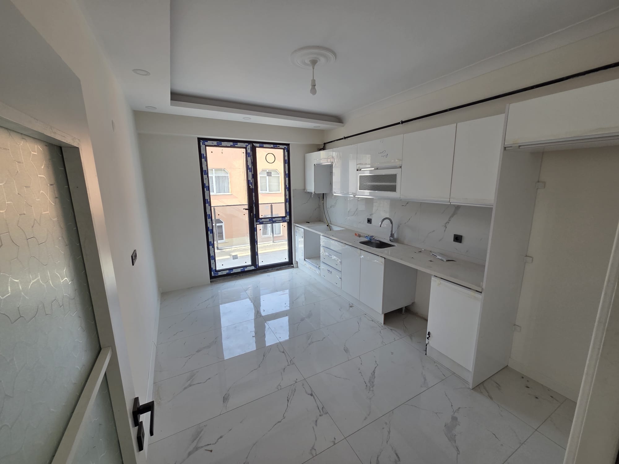 KÖFEZ MİMAR SİNAN MAHALLESİNDE SATILIK 3+1 NORMAL KAT DAİRE.