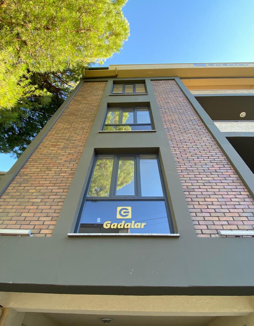 GEBMASTER'DAN 3+1 FATİH MAH. OTOPARK ÜSTÜ EBEVEYN BANYOLU SATILIK DAİRE