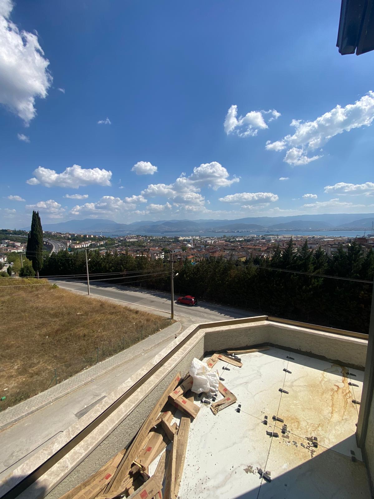 GEBMASTER'dan KREDİYE UYGUN 2+1 MANZARALI 118 m2 EĞİMSİZ DUBLEKS