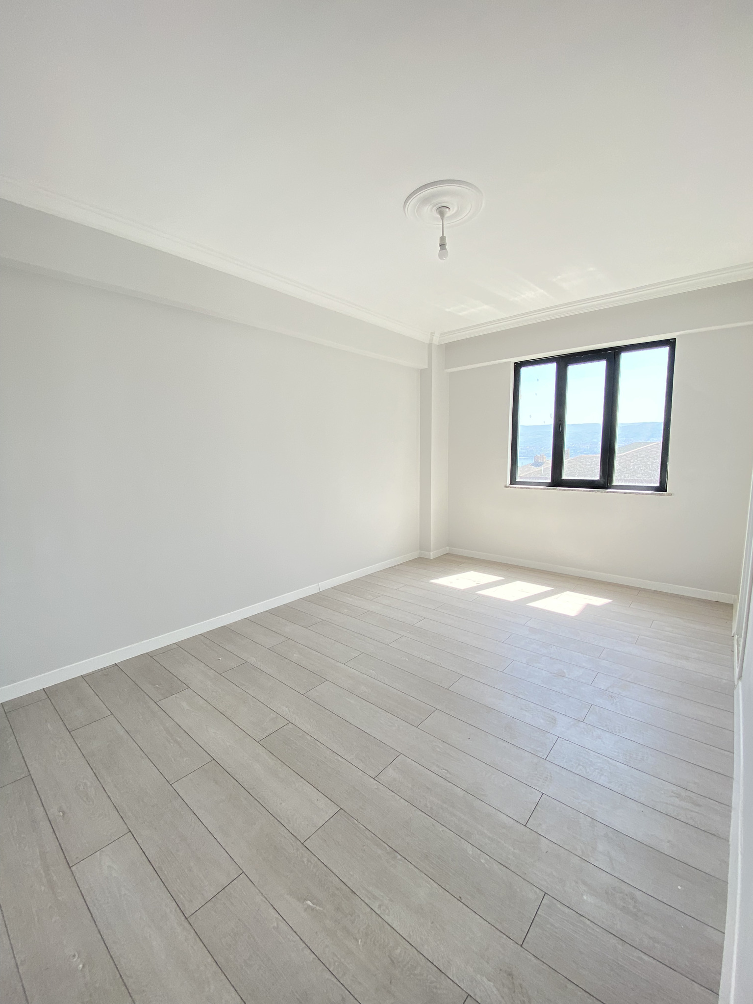 GEBMASTER'DAN 3+1 FATİH MAH. OTOPARK ÜSTÜ EBEVEYN BANYOLU SATILIK DAİRE