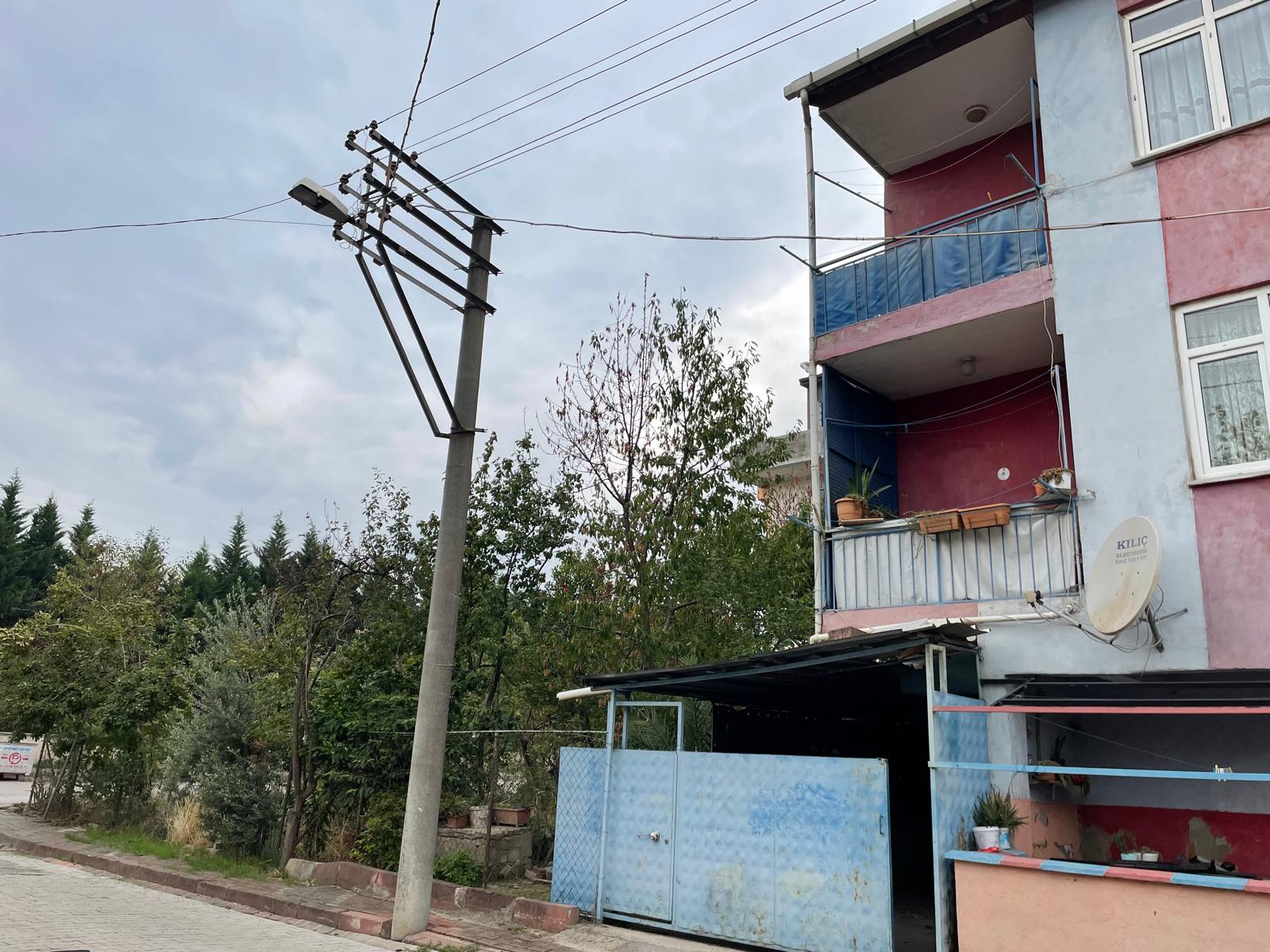 GEBMASTER' dan SANAYİ VE TİCARETİN KALBİNDE 3 KAT İMARLI T3 ARSA