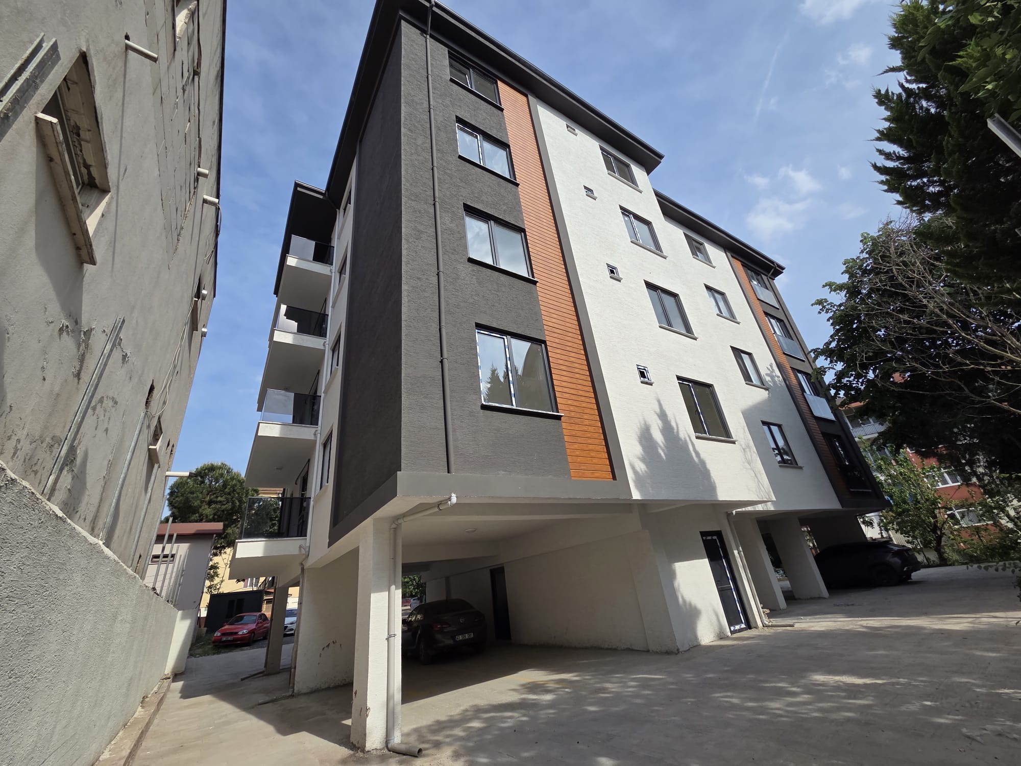 KÖFEZ MİMAR SİNAN MAHALLESİNDE SATILIK 3+1 NORMAL KAT DAİRE.