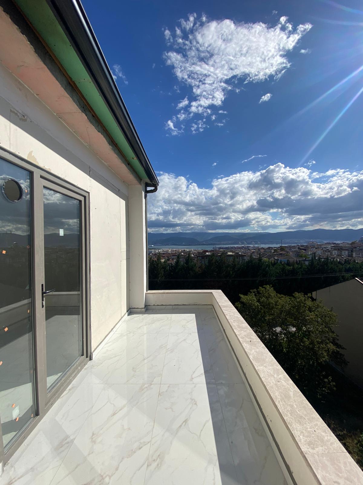 GEBMASTER'dan KREDİYE UYGUN 3+1 VERANDALI 131 m2 BAHÇE DUBLEKS