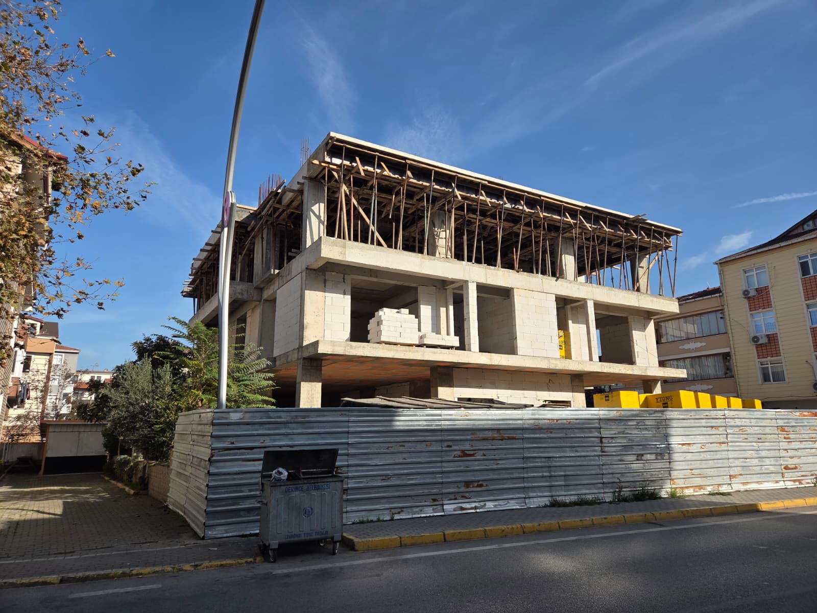 60 EVLER MERKEZİNDE SATILIK 3+1 DAİRELER.