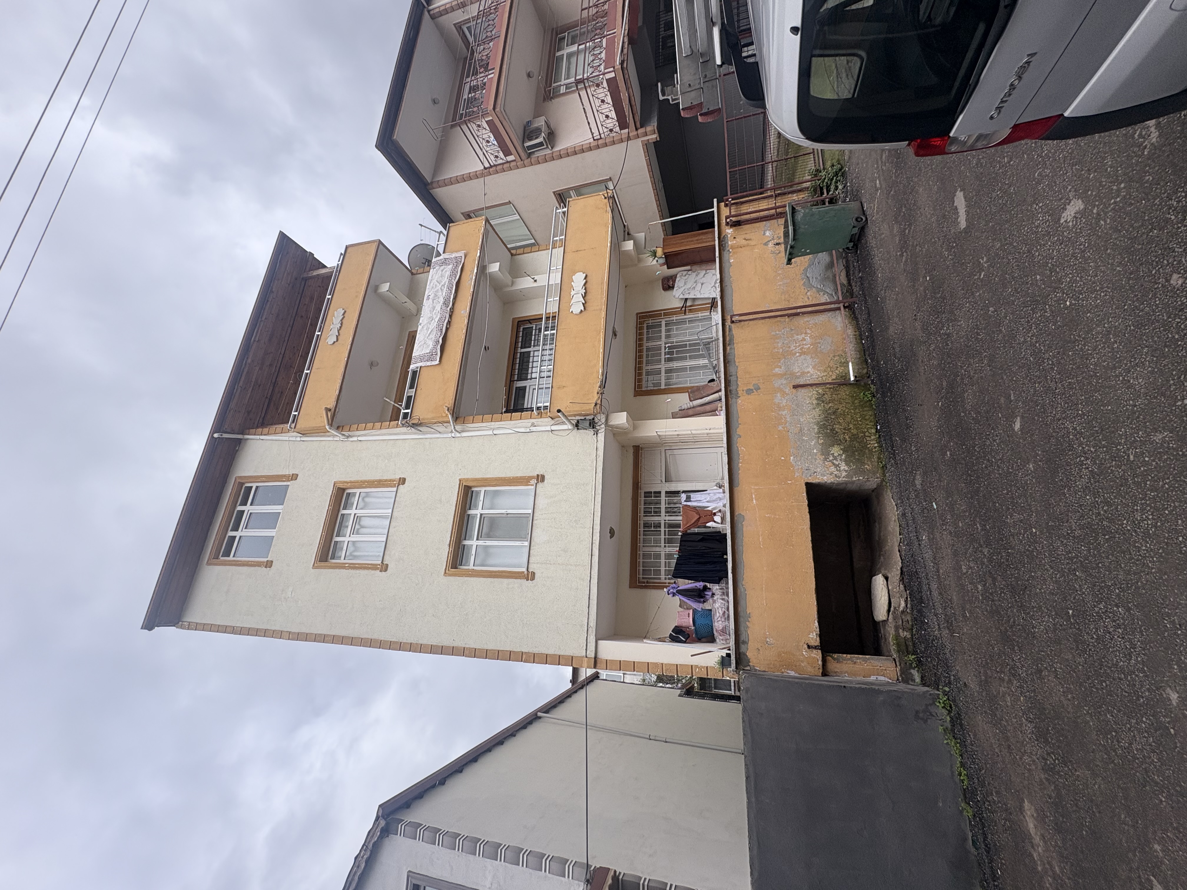 KÖRFEZ ESENTEPE 2+1 SATILIK DAİRE