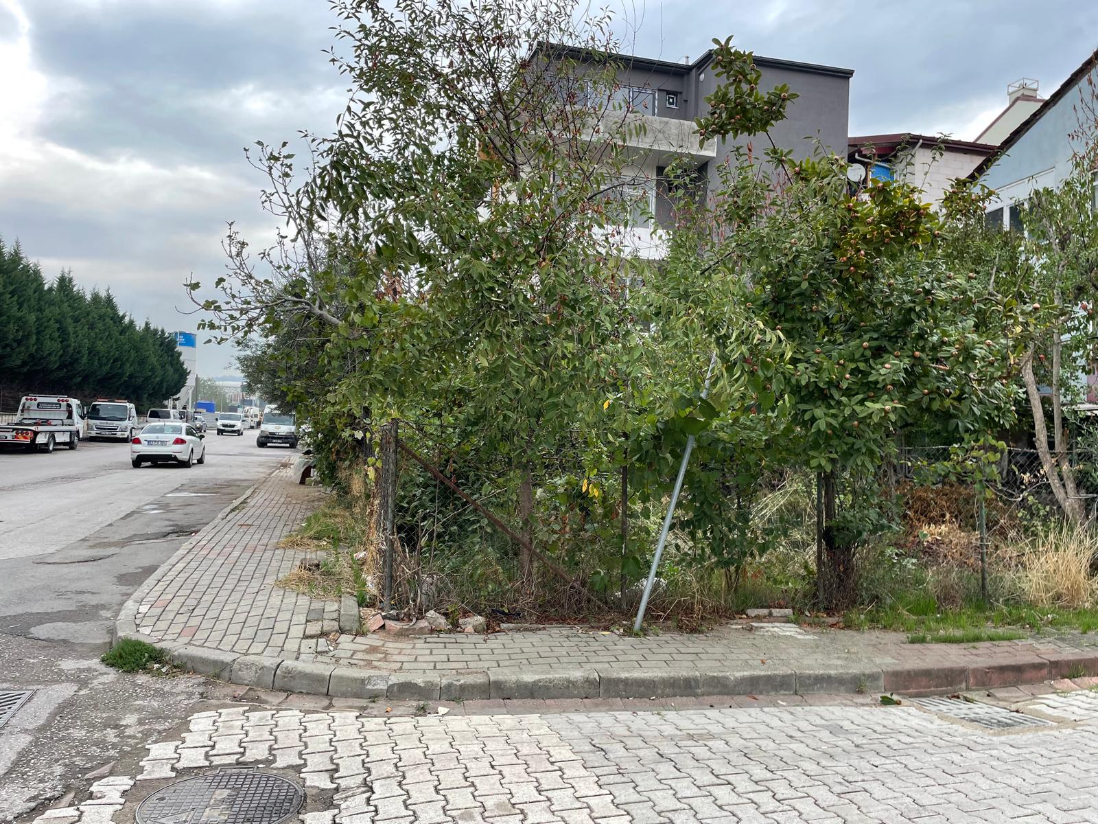 GEBMASTER' dan SANAYİ VE TİCARETİN KALBİNDE 3 KAT İMARLI T3 ARSA