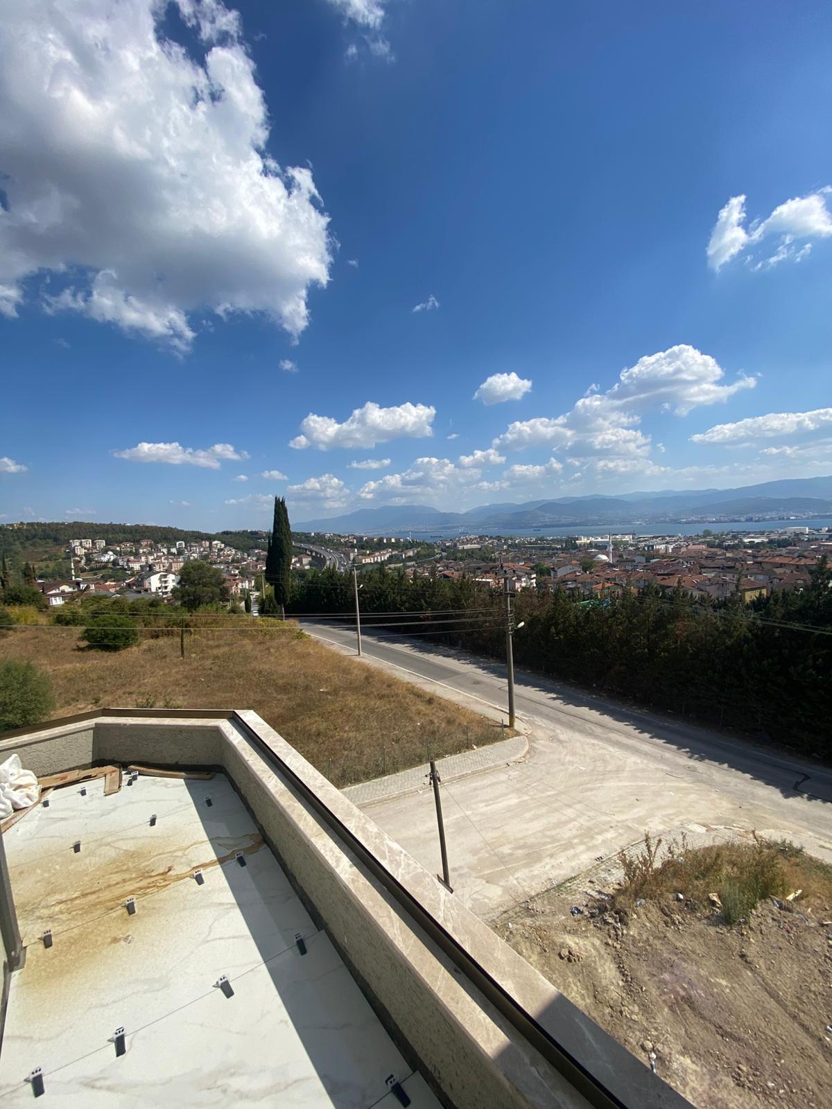 GEBMASTER'dan KREDİYE UYGUN 2+1 MANZARALI 118 m2 EĞİMSİZ DUBLEKS