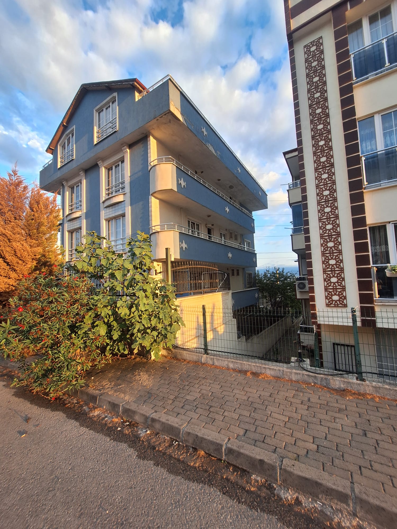 GEBMASTER'DAN YAVUZ SULTAN SELİM MAH. 140M² 3 ve 4 KAT SATILIK DAİRE